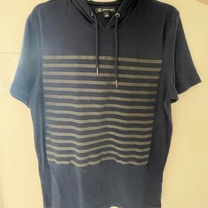 Short sleeve hoodie